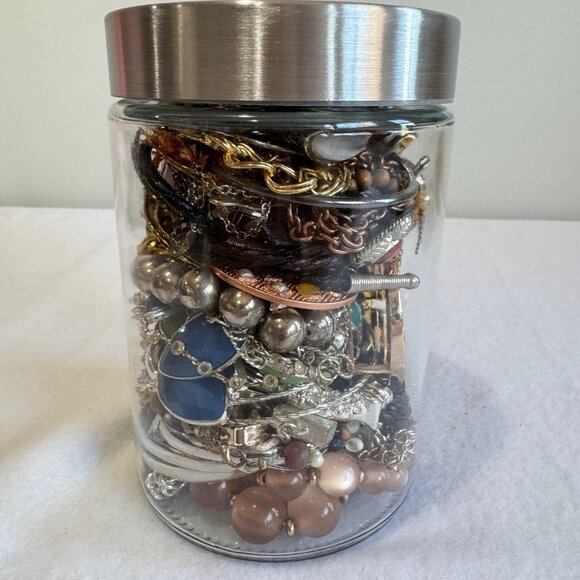 MYSTERY JEWELRY JAR # 1 - Picture 4 of 7
